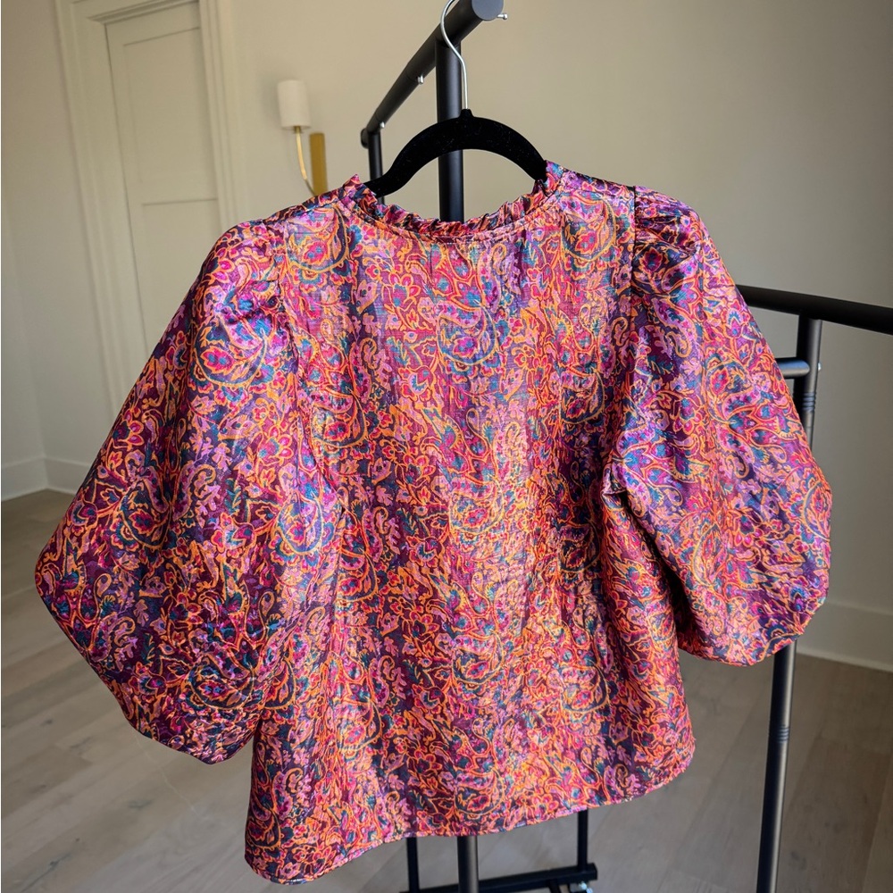SEZANE Vibrant Paisley Puff Sleeve Blouse